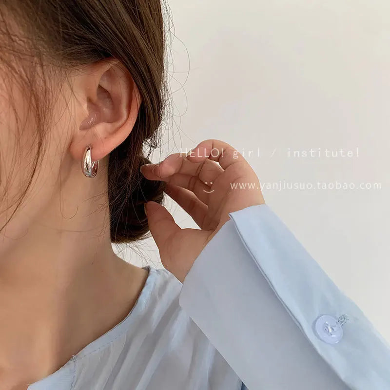 أقراط حلقية ستانلس ستيل نسائية - تصميم عصري أنيق